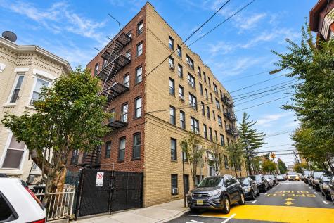 217 44th Street Union City NJ 07087