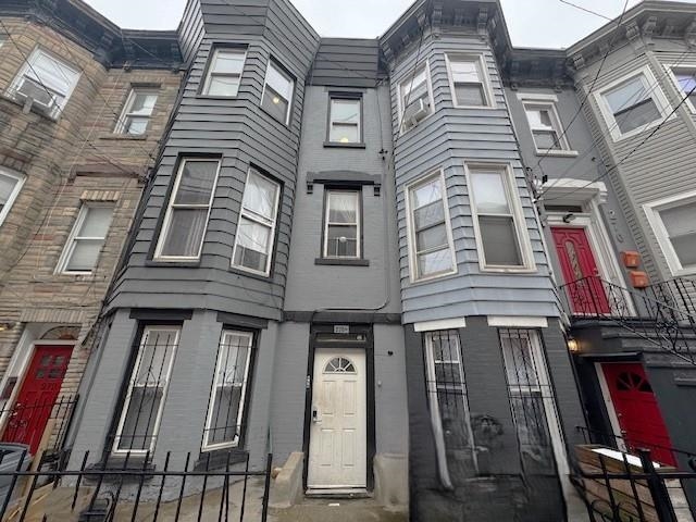 270 1/2 Summit Avenue Jersey City NJ 07306