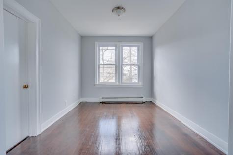 678 Liberty Avenue Jersey City NJ 07307