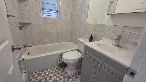 176 Bartholdi Avenue Jersey City NJ 07305