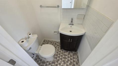 176 Bartholdi Avenue Jersey City NJ 07305