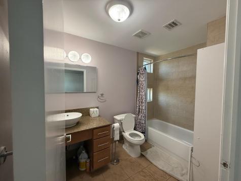 515 30th Street Union City NJ 07087
