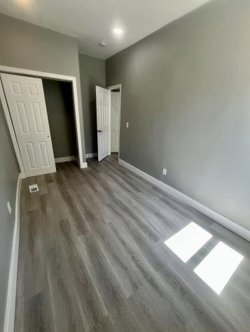 20 West 49th Street Bayonne NJ 07002