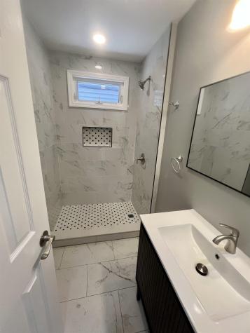 20 West 49th Street Bayonne NJ 07002