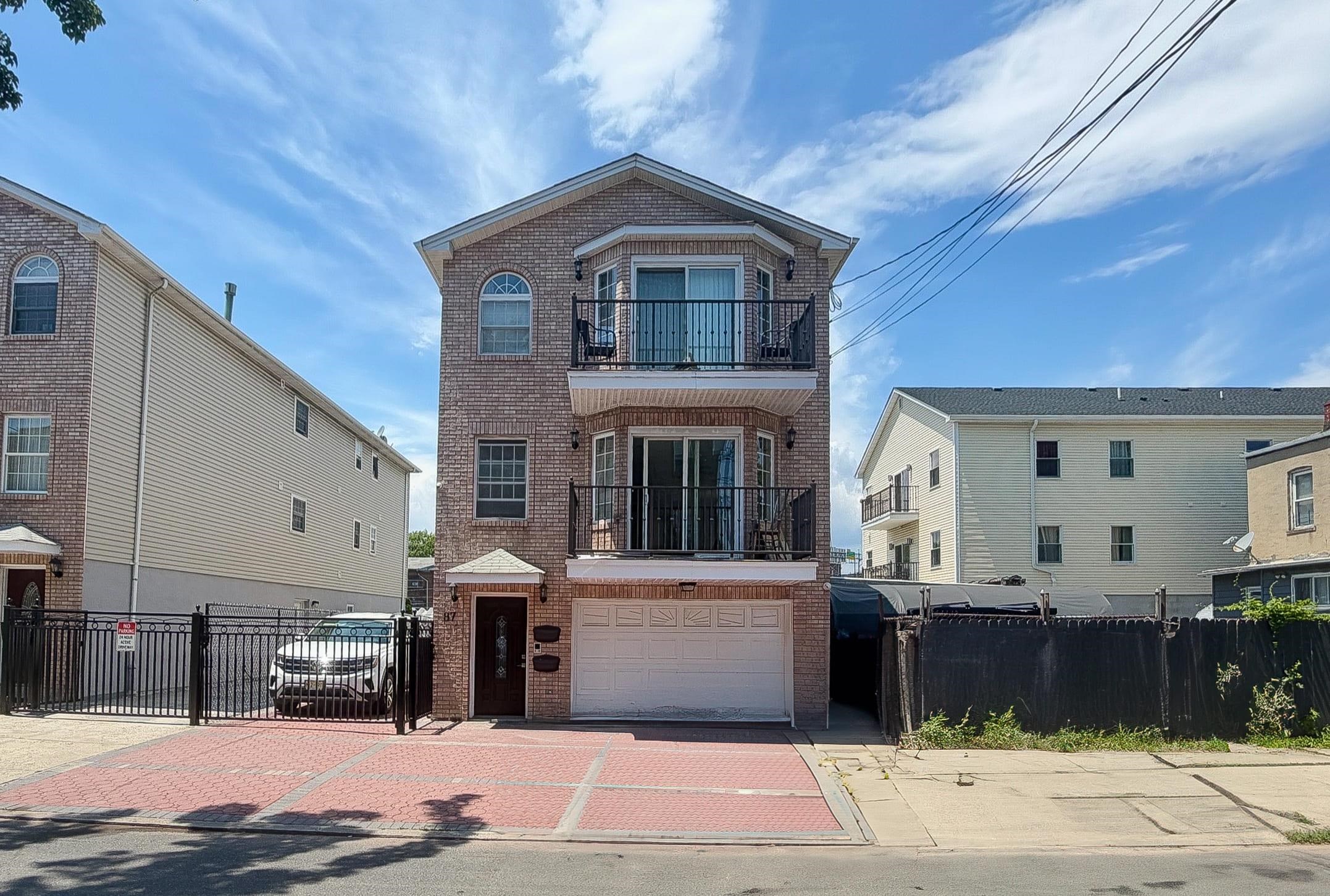 87 Wallis Avenue Jersey City NJ 07306
