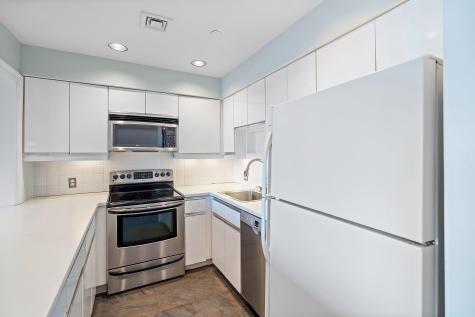 100 Shearwater Court East Jersey City NJ 07305