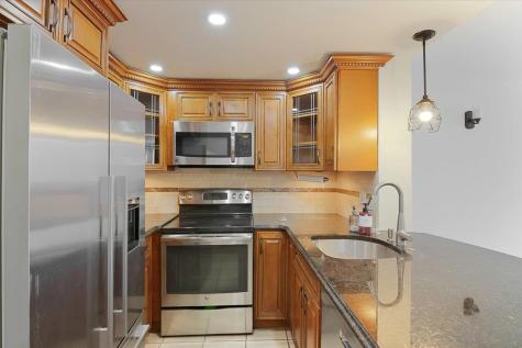 20 2nd Street Jersey City NJ 07302