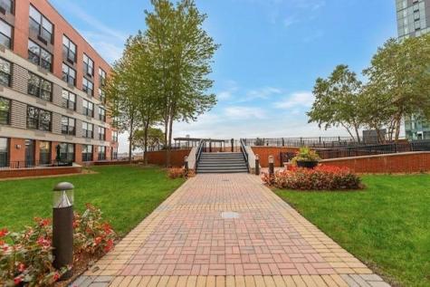 102 Christopher Columbus Drive Jersey City NJ 07302