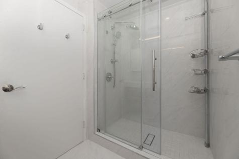 102 Christopher Columbus Drive Jersey City NJ 07302