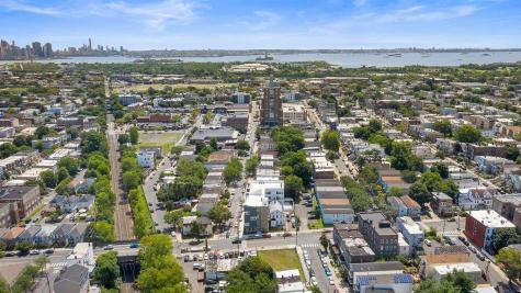 306 Bergen Avenue Jersey City NJ 07305