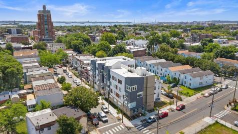 306 Bergen Avenue Jersey City NJ 07305