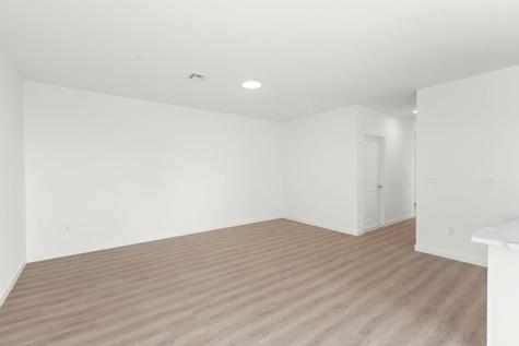 306 Bergen Avenue Jersey City NJ 07305