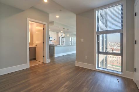 32 Oakland Avenue Jersey City NJ 07306
