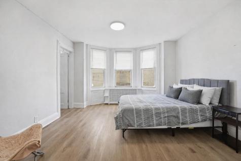 335 47th Street Union City NJ 07087