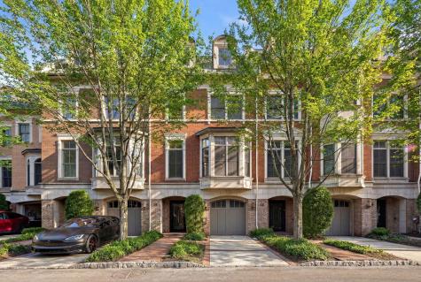 16 Regency Place Weehawken NJ 07086