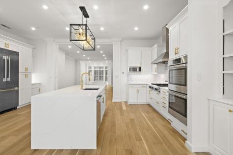 16 Regency Place Weehawken NJ 07086