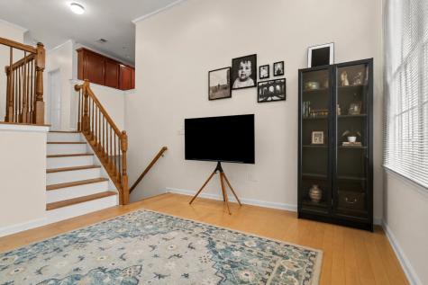 360 Oswego Court West New York NJ 07093