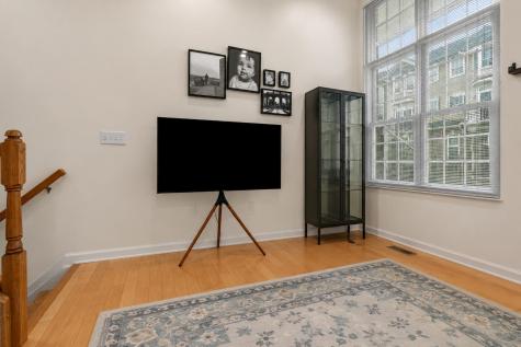 360 Oswego Court West New York NJ 07093