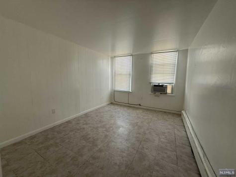 6101 Newkirk Avenue North Bergen NJ 07047