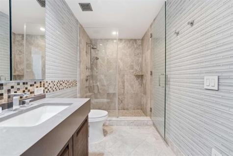 1000 Avenue At Port Imperial Weehawken NJ 07086