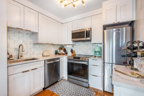 463 1st Street Hoboken NJ 07030-1843