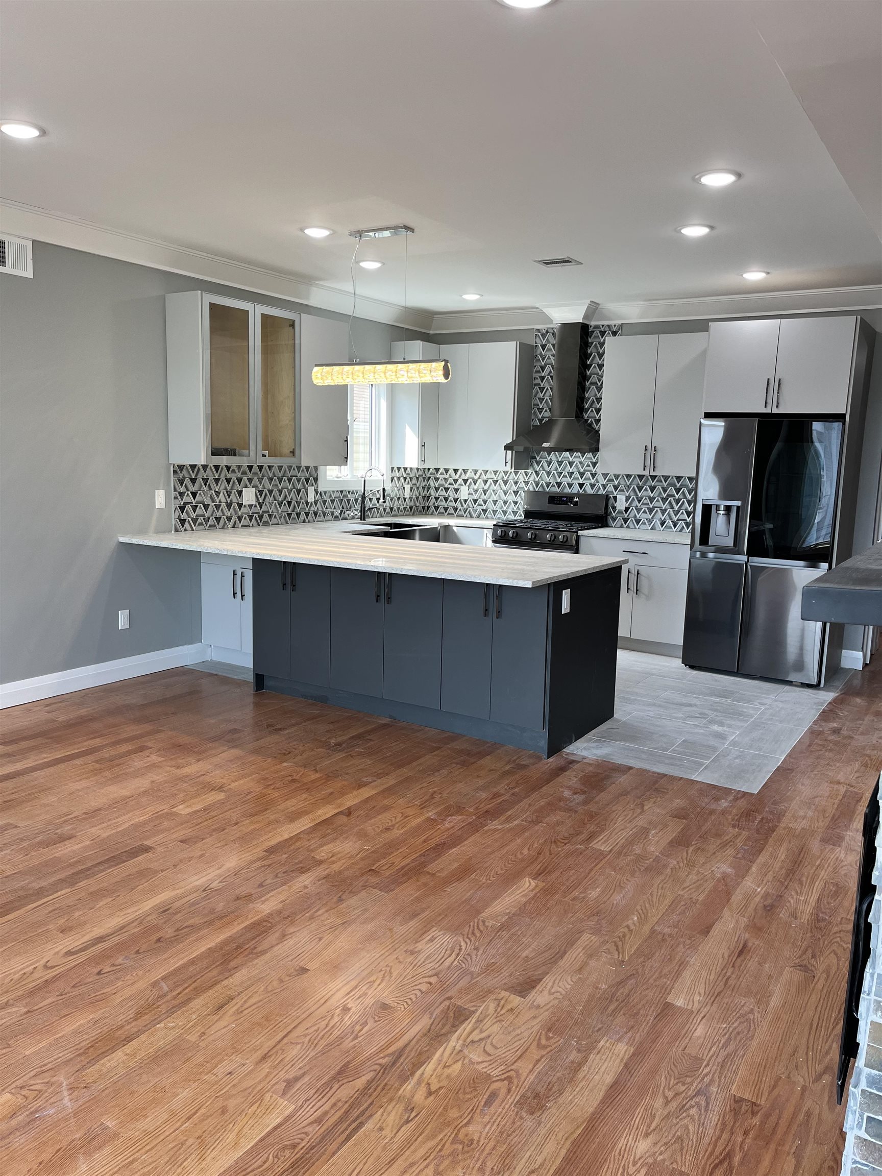 29 Wallis Avenue Jersey City NJ 07306