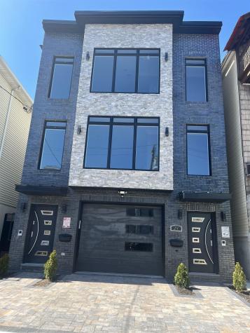 29 Wallis Avenue Jersey City NJ 07306