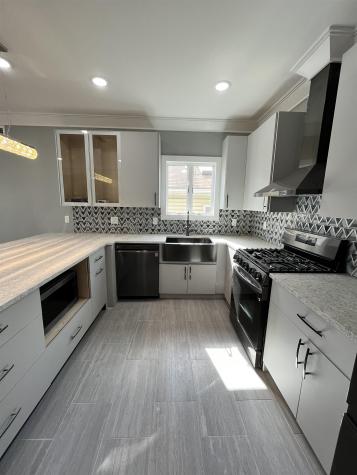 29 Wallis Avenue Jersey City NJ 07306