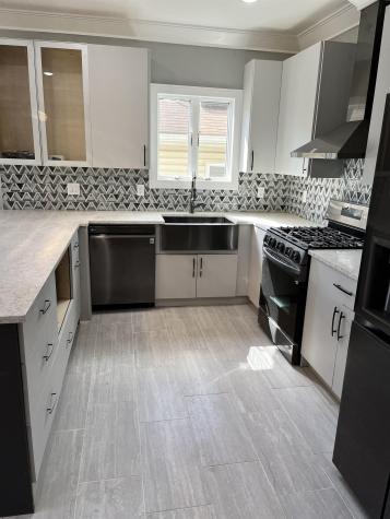 29 Wallis Avenue Jersey City NJ 07306