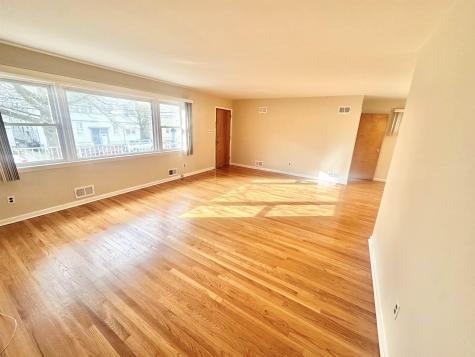 588 Avenue A Bayonne NJ 07002
