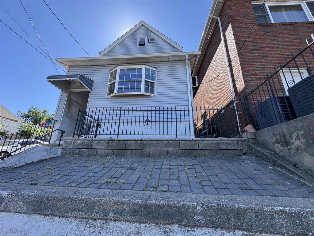 8906 Tonnelle Avenue North Bergen NJ 07047