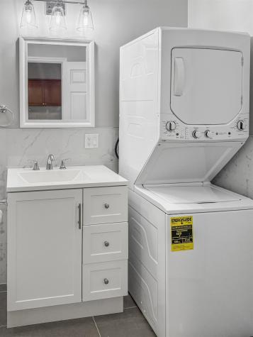 729-731 Broadway Bayonne NJ 07002