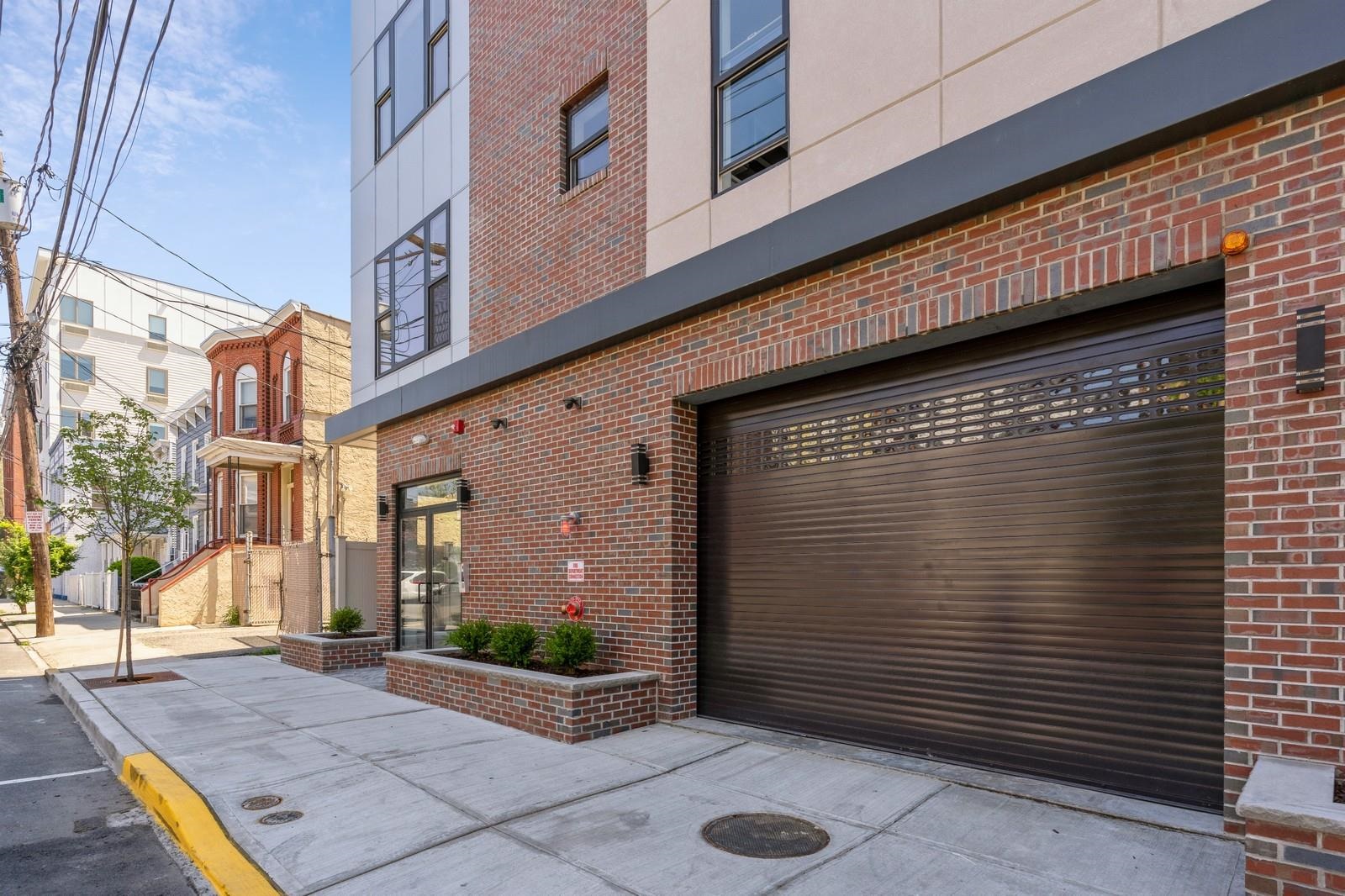 6108 Hudson Avenue West New York NJ 07093