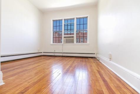 154 West 29th Street Bayonne NJ 07002-1836