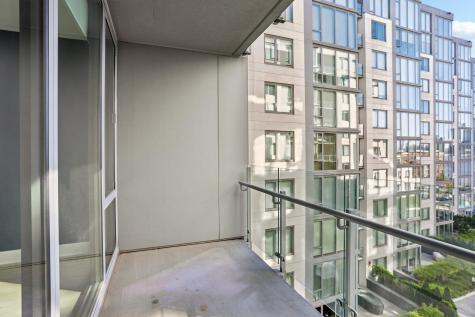 9 Avenue At Port Imperial West New York NJ 07093