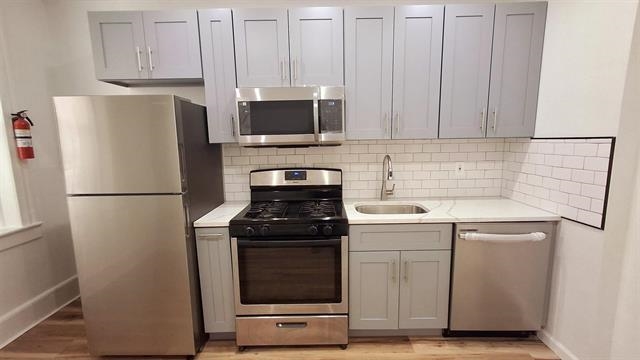 318 28th Street Union City NJ 07087