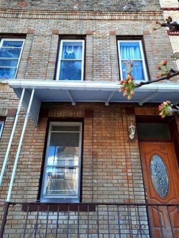 318 28th Street Union City NJ 07087
