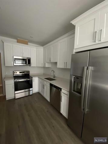 74 Clarendon Place Hackensack NJ 07601