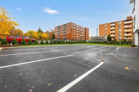 74 Clarendon Place Hackensack NJ 07601