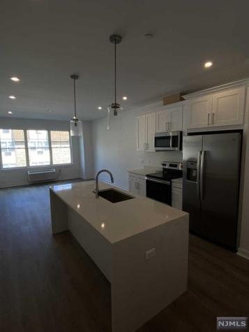 74 Clarendon Place Hackensack NJ 07601