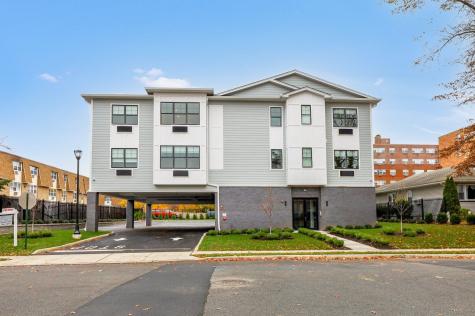 74 Clarendon Place Hackensack NJ 07601