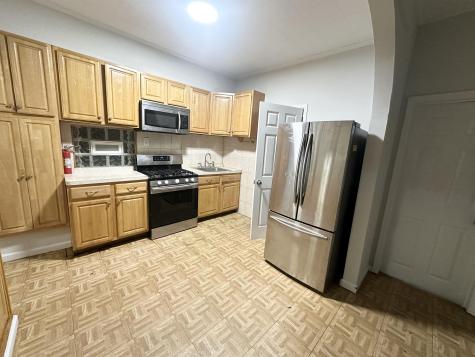 412 11th Street Union City NJ 07087