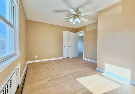 7105 Durham Avenue North Bergen NJ 07047