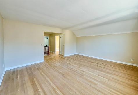 7105 Durham Avenue North Bergen NJ 07047