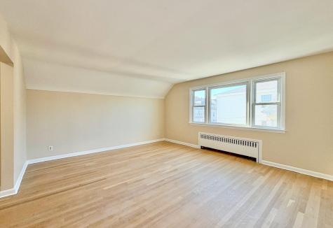 7105 Durham Avenue North Bergen NJ 07047