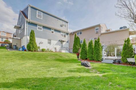 7105 Durham Avenue North Bergen NJ 07047