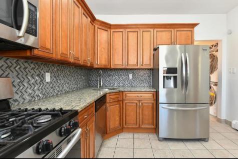1402 8th Street North Bergen NJ 07047