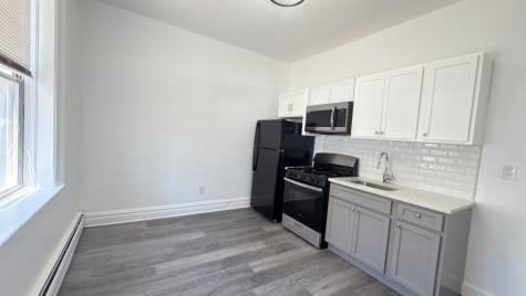 397 Avenue C Bayonne NJ 07002
