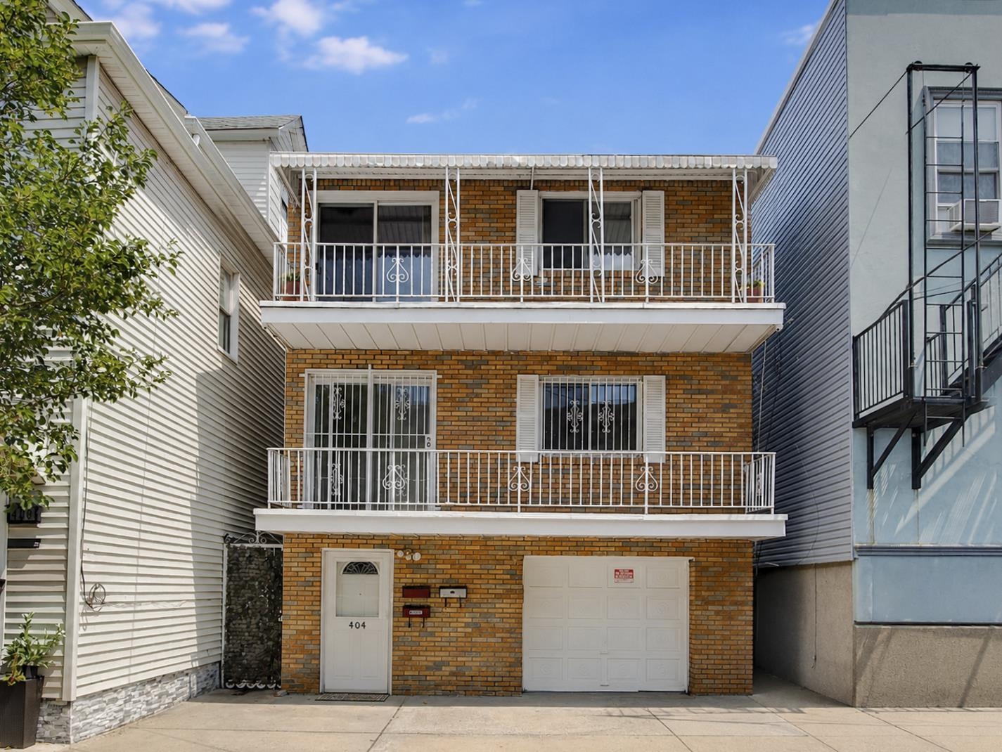 404 46th Street Union City NJ 07087