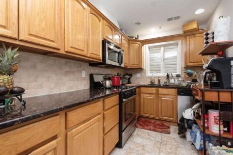 304 49th Street Union City NJ 07087